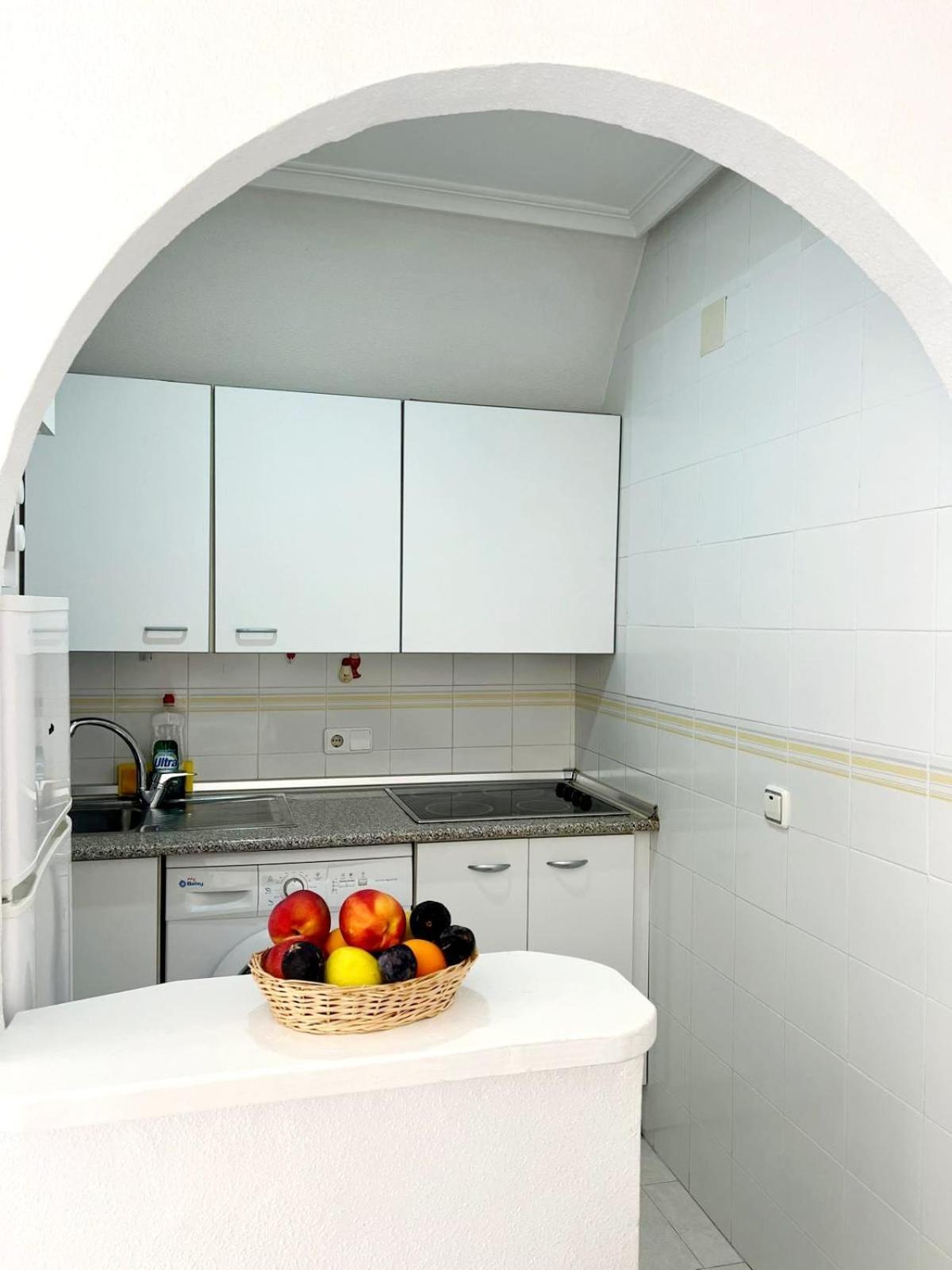 Holiday Apartment Торевьиа Экстерьер фото